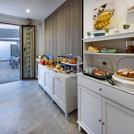 Ad Maiora B&B 산비토로카포 외부 사진